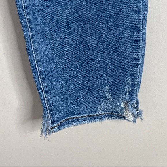 Judy Blue Boyfriend Fit Destroyed Ripped Jeans Hi Rise Stretch Womens Size 31 - Picture 5 of 14